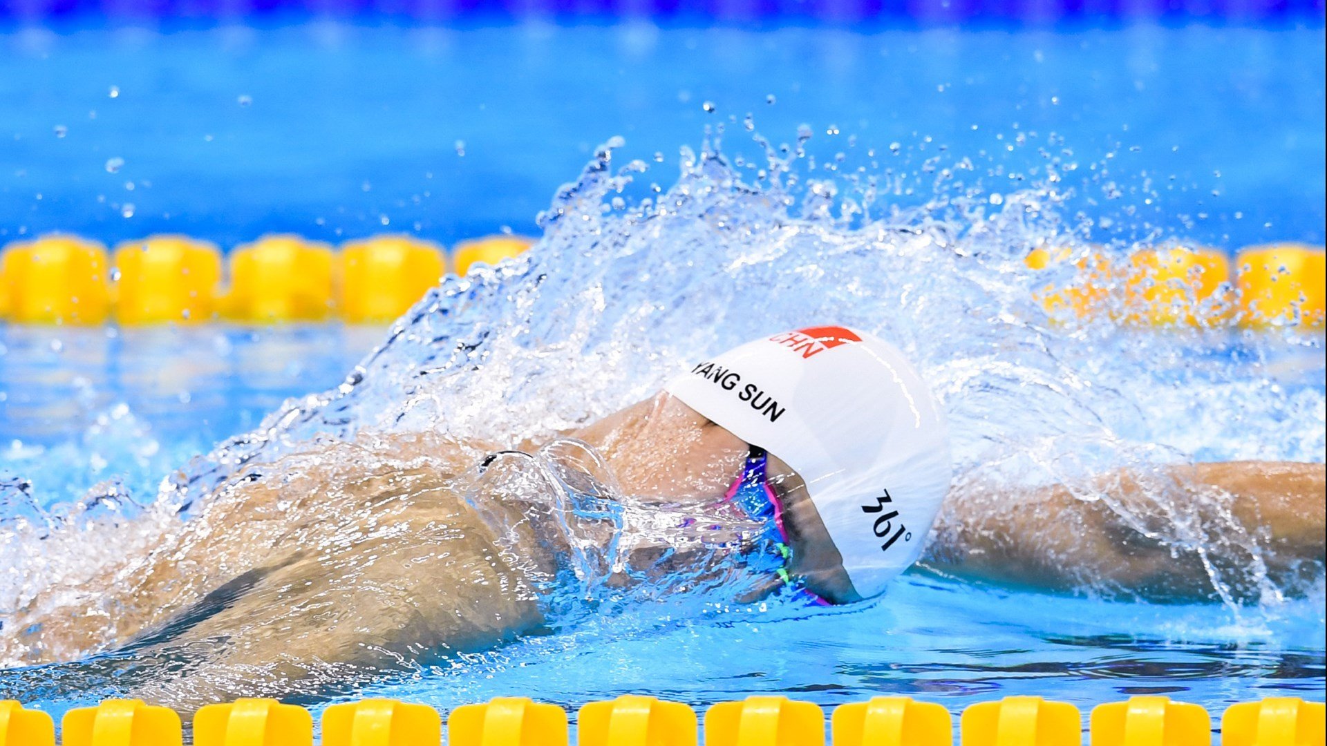 比利亚雷亚尔横扫卡塔尔，萨内成为关键先生，一场非典型胜利背后的足球全球化密码